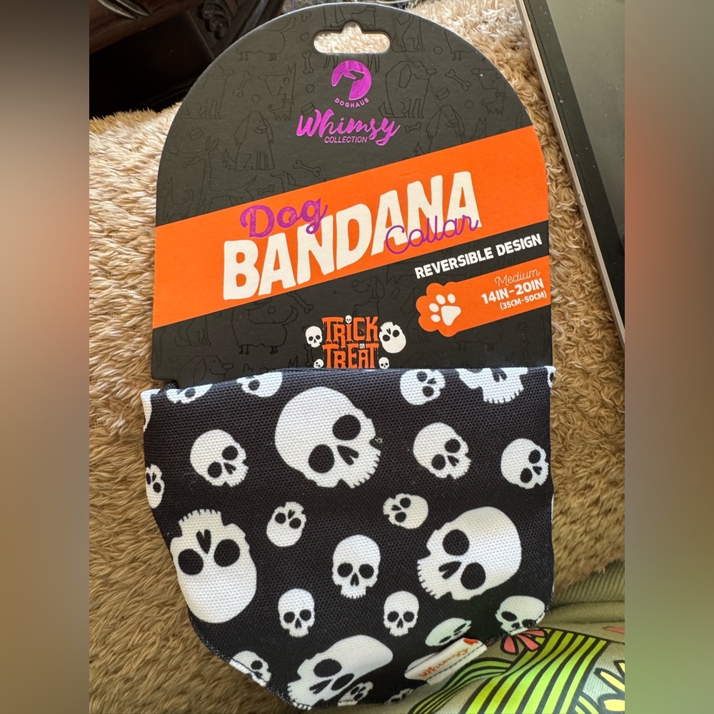 Whimsy Collection Black and White Skull Bandana Collar Med 14”-20”